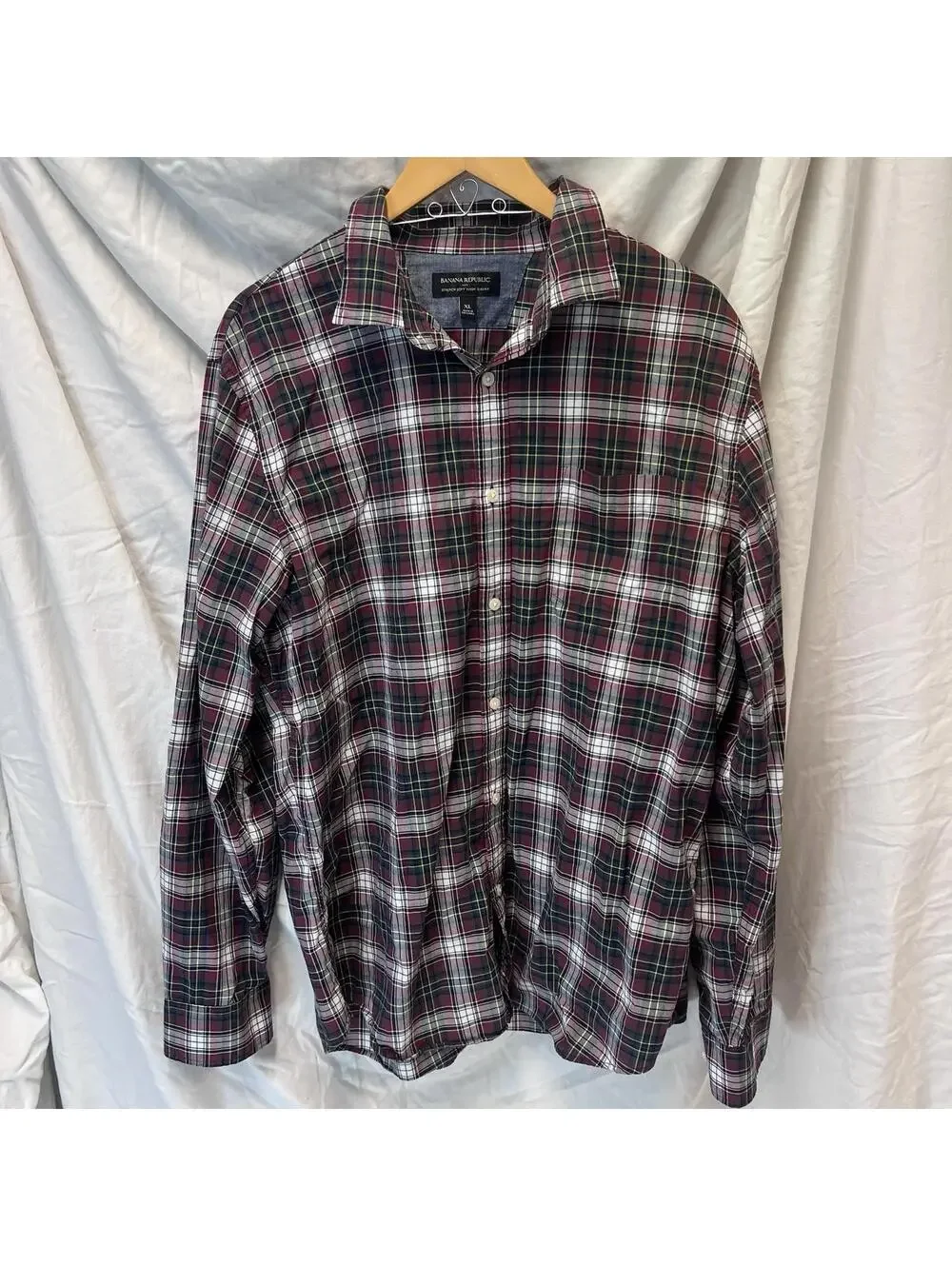 Banana Republic Red Green/Blue Plaid Cotton Button-Down XL Stretch Slim Fit EUC